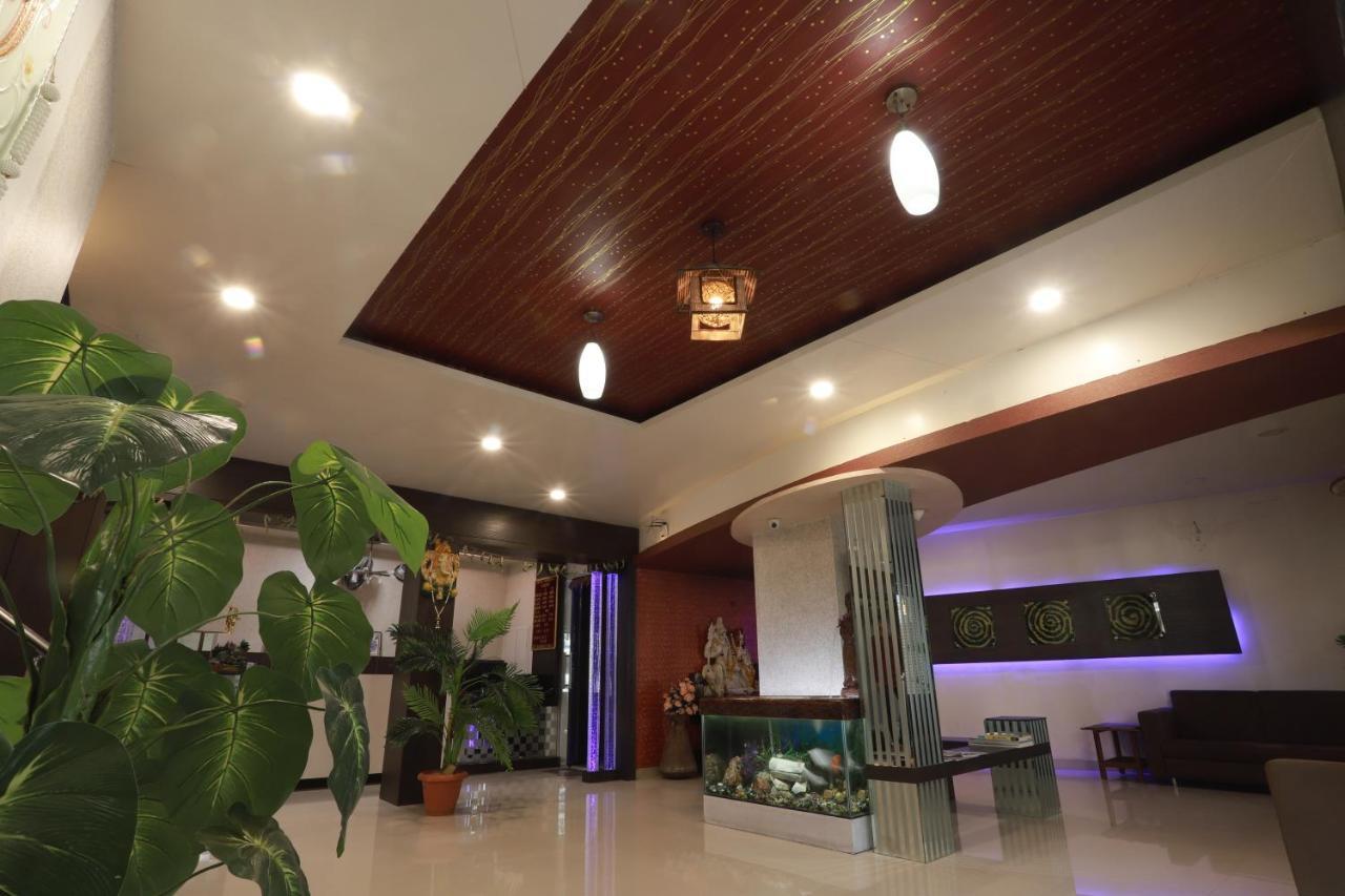 Hotel Darshan Amreli Ngoại thất bức ảnh
